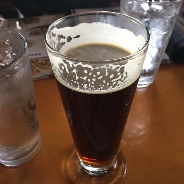 Photo taken at BJ&#39;s Restaurant &amp; Brewhouse by Susan D. on 10/9/2018