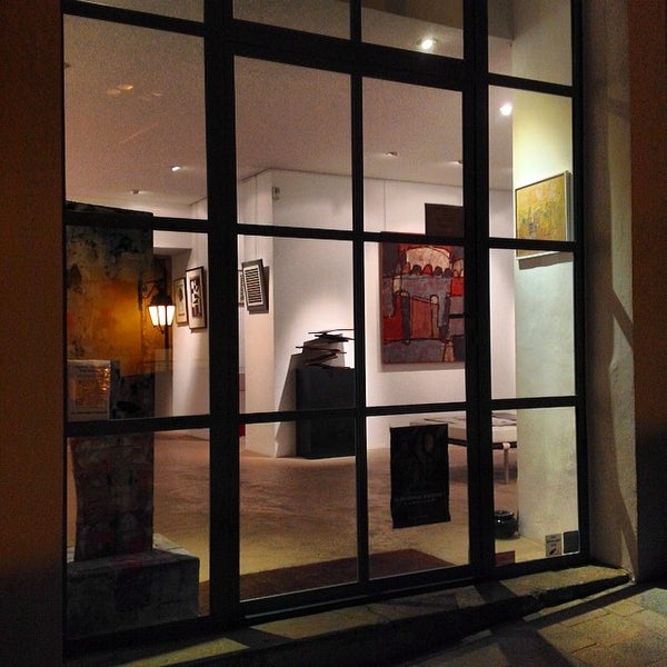 Photo prise au Galerie Pascal Lainé par Jean-Philippe L. le2/22/2014