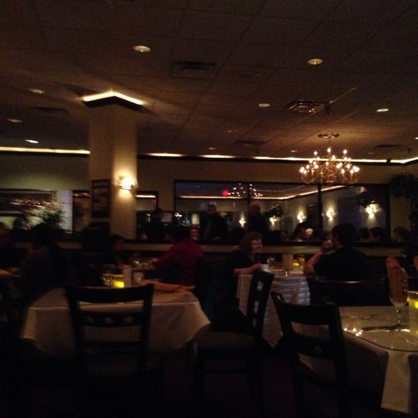 Photo taken at Shalimar Indian Restaurant by Patrick S. on 3/9/2014