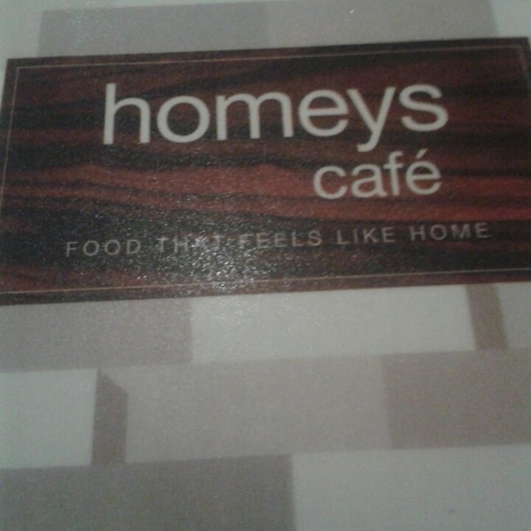 Foto tirada no(a) Homeys Cafe por Michelle T. em 4/4/2014