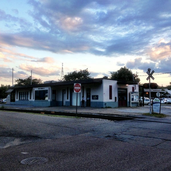 Essex Junction Train Station (ESX) Amtrak Rail Station in Essex