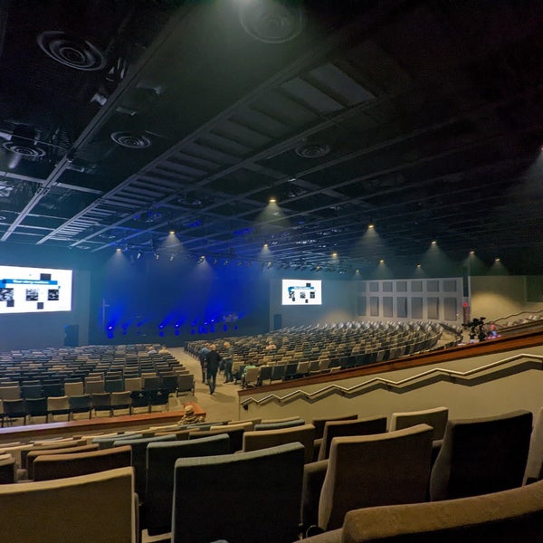 Eagle Brook Church Blaine Campus 3 tips from 360 visitors