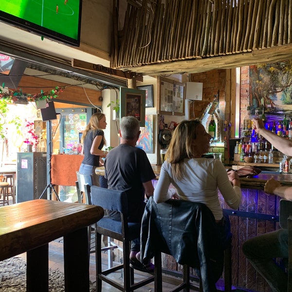 11/24/2019 tarihinde Omer F.ziyaretçi tarafından Casa Woodstock, Casa Nostra Bar'de çekilen fotoğraf