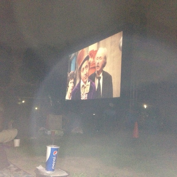 Photo taken at Screen on the Green by Mohamed D. on 8/6/2013