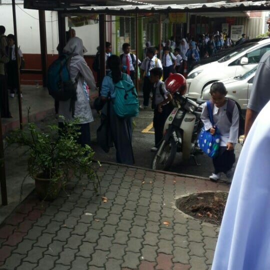 Photos at Sekolah Kebangsaan Sri Petaling - Petaling Jaya, Selangor