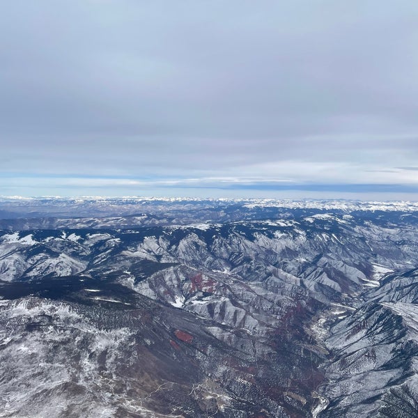 Снимок сделан в Aspen/Pitkin County Airport (ASE) пользователем Turki 12/18/2023