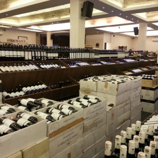 VIN+ Wine Boutique Jakarta Selatan, Jakarta