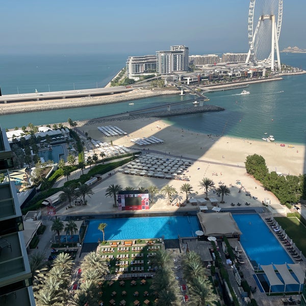 Foto scattata a DoubleTree by Hilton Dubai - Jumeirah Beach da Dr. O il 11/29/2022