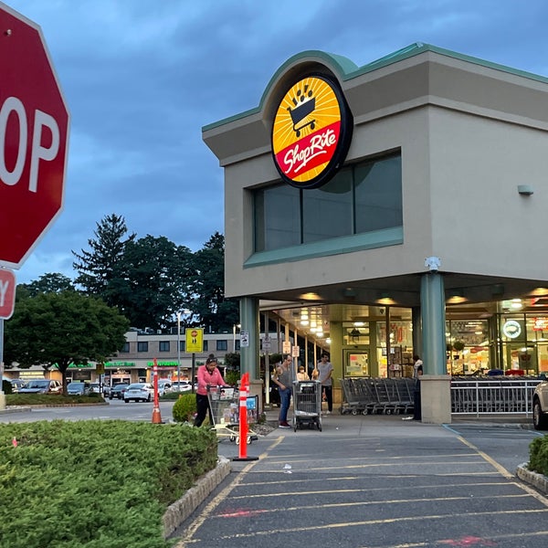 ShopRite of Rochelle Park Grocery Store in Rochelle Park