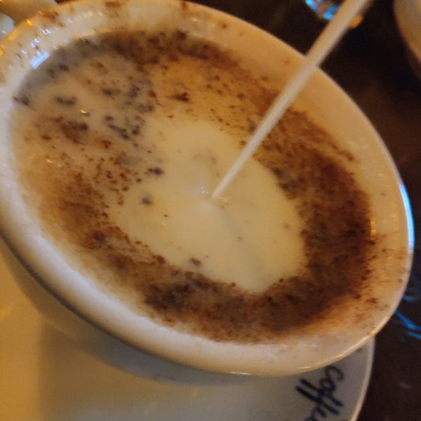 12/23/2019にEmre M.がRobert&#39;s Coffeeで撮った写真