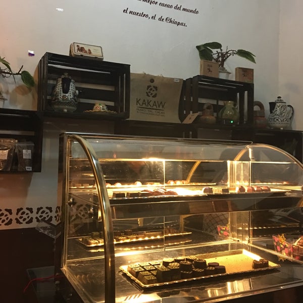 Photo taken at Kakaw, Museo del cacao &amp; chocolatería cultural by Nan V. on 11/17/2015