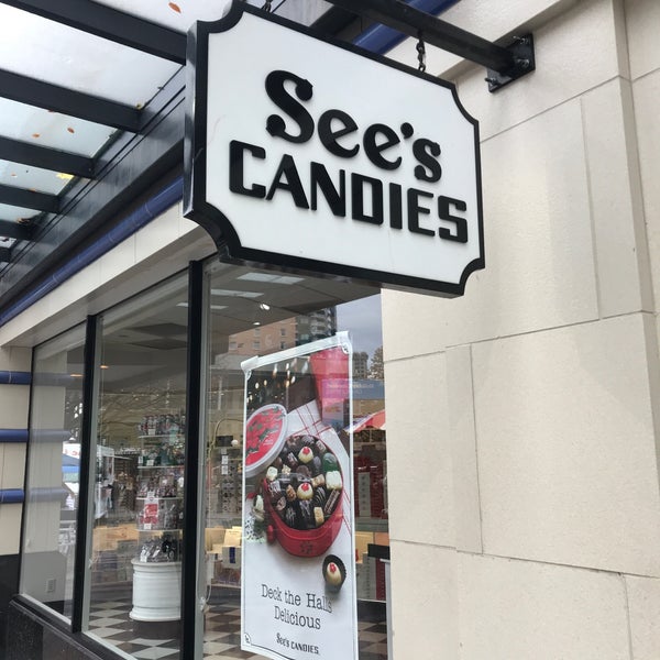See's Candies Seattle Central Business District 3 tips from 472