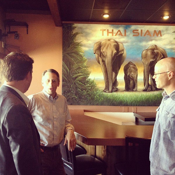 Foto scattata a Thai Siam Restaurant da John S. il 6/3/2013
