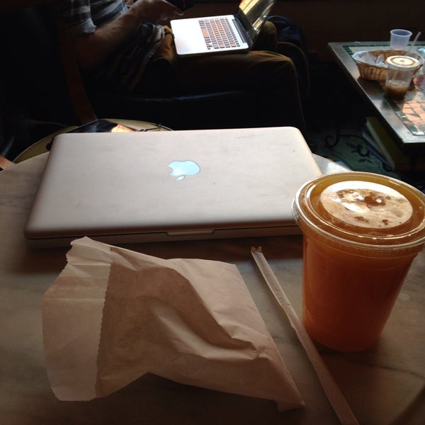 6/22/2014にZach S.がCentral Cafeで撮った写真