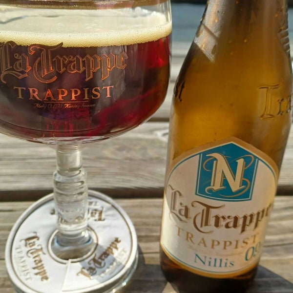 Снимок сделан в Bierbrouwerij de Koningshoeven - La Trappe Trappist пользователем Jos V. 10/10/2021