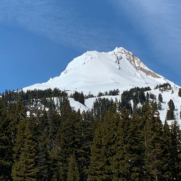 Photo taken at Mt. Hood Meadows Ski Resort by Andrew T. on 2/26/2020