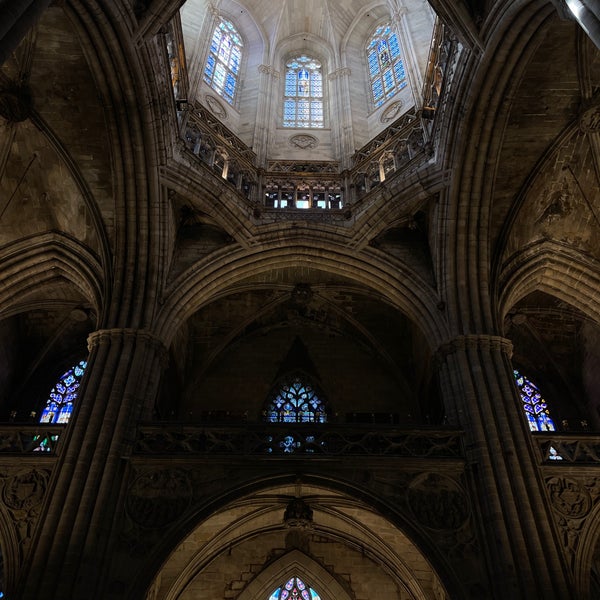 Foto tirada no(a) Catedral da Santa Cruz e Santa Eulália por Suleiman A. em 4/16/2024