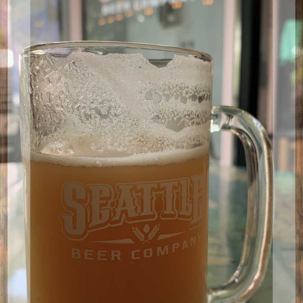 Das Foto wurde bei Seattle Beer Co. von Greg F. am 9/10/2021 aufgenommen