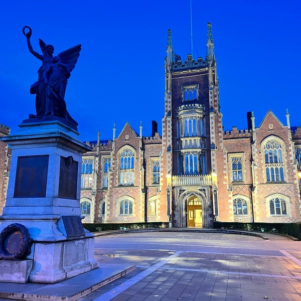 Студенты самарского университета. Университет королева отзывы. Самарский университет студенты фото. Королева галина александровна яргу. Самые красивые университеты мира.