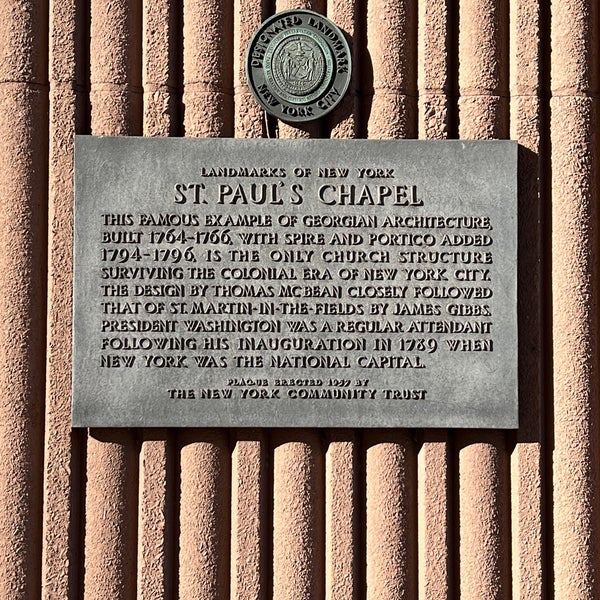 Foto tomada en St. Paul&#39;s Chapel  por Ginger G. el 12/4/2022