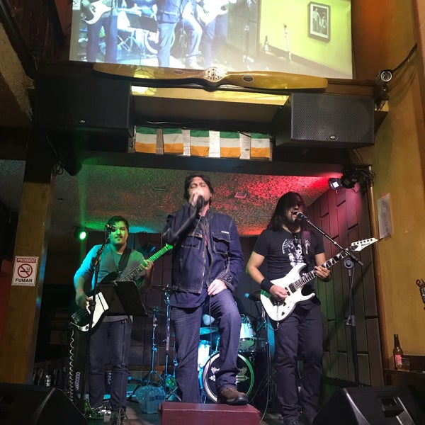 Photo taken at Rock&#39;n Beer Irish Pub by Tadeu S. on 5/4/2018