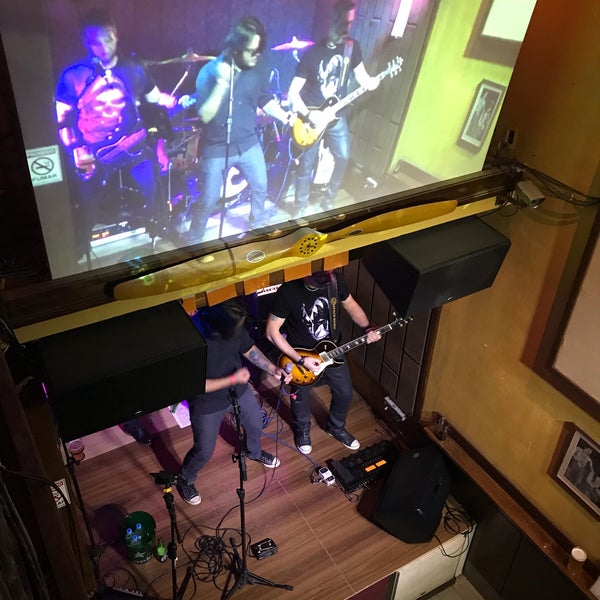รูปภาพถ่ายที่ Rock&#39;n Beer Irish Pub โดย Tadeu S. เมื่อ 7/1/2018