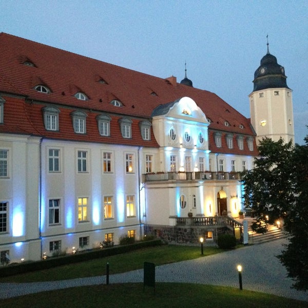 Photo taken at Schloss Fleesensee by Max K. on 9/9/2013