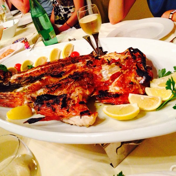 Das Foto wurde bei Restaurant Mediteran von Afanadm am 7/23/2014 aufgenommen