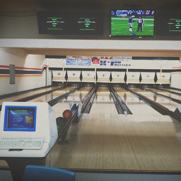 Photo taken at Wenger&#39;s Bowling Center by Steven David B. on 1/14/2013