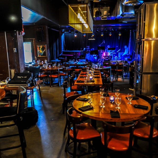 รูปภาพถ่ายที่ Keystone Korner Jazz Venue &amp; Restaurant โดย Keystone Korner Jazz Venue &amp; Restaurant เมื่อ 11/13/2019