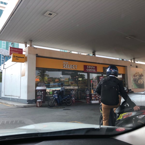 Photo taken at Shell Station by David C. on 2/19/2018