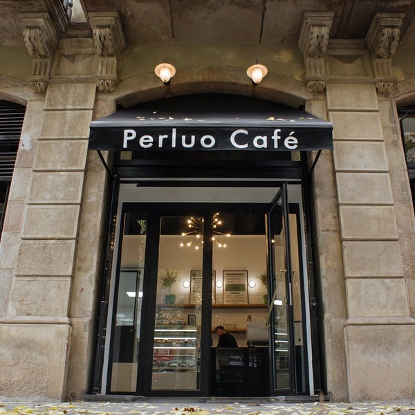 รูปภาพถ่ายที่ Perluo Café โดย Perluo Café เมื่อ 12/7/2019