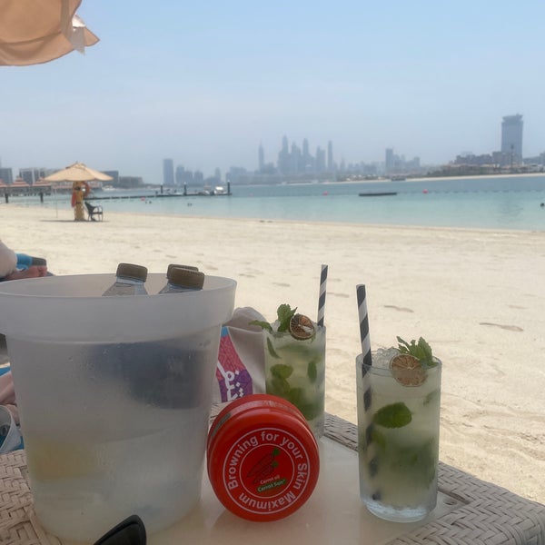 รูปภาพถ่ายที่ Anantara The Palm Dubai Resort โดย Abdulrahman เมื่อ 7/30/2023