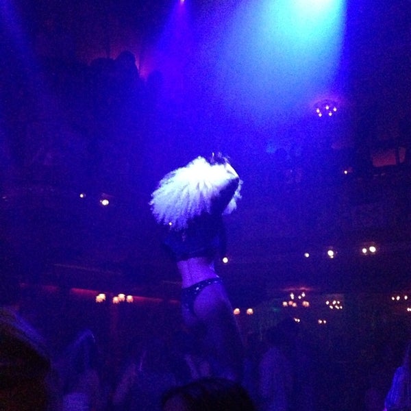 Photo taken at The ACT Nightclub Las Vegas by Kimmy on 8/4/2013
