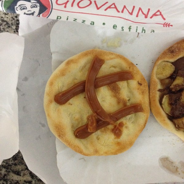 Giovanna  Pizzas & Esfihas