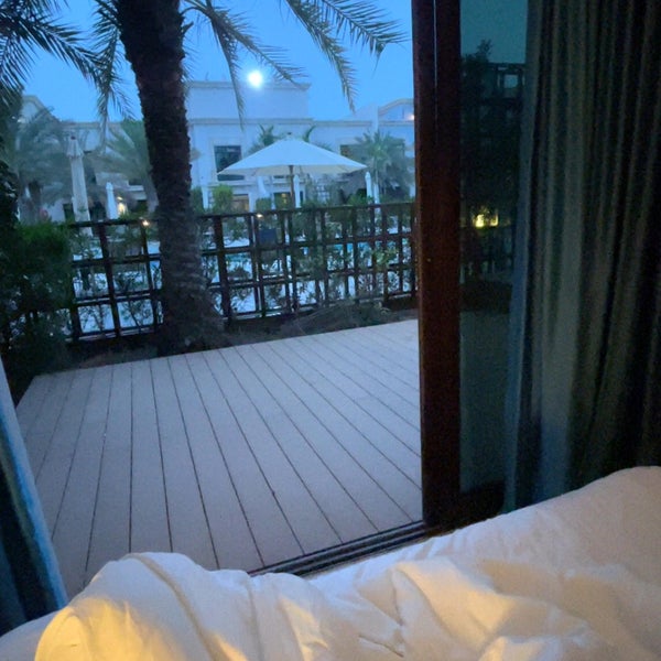 Foto diambil di Al Seef Resort &amp; Spa by Andalus oleh فهـد pada 2/25/2024