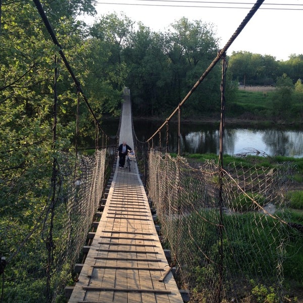 File:South Portland Street Suspension Bridge, Glasgow, Scotland 03.jpg - Wikimed