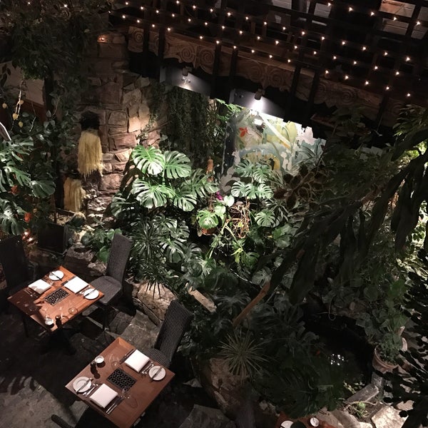 Ubiquitous Chip Bar in Glasgow