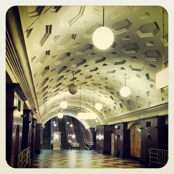 Метро Красные Ворота Фото