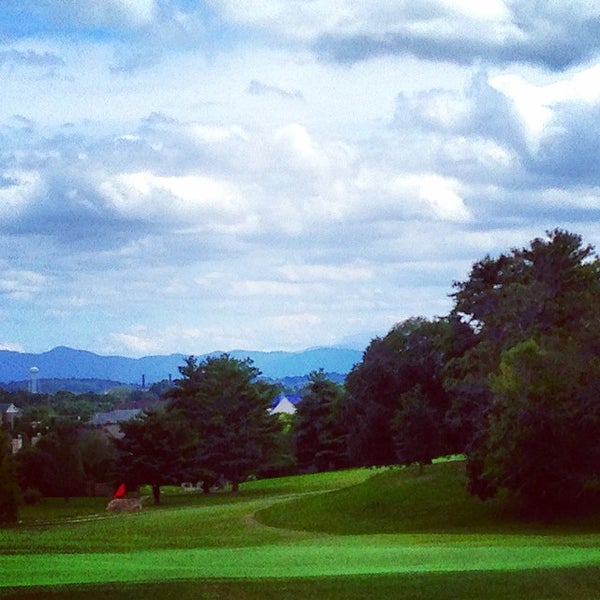 Green Meadow Country Club - 100 visitors