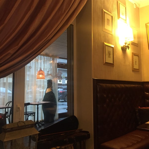 Das Foto wurde bei Семейный ресторан «Гостиная» von Igor🌓 am 1/30/2016 aufgenommen