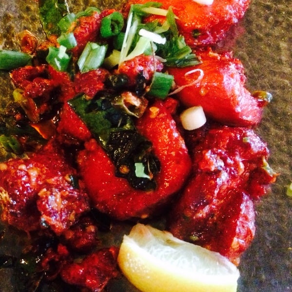 Das Foto wurde bei Cumin Indian Restaurant von Manasi K. am 6/1/2014 aufgenommen