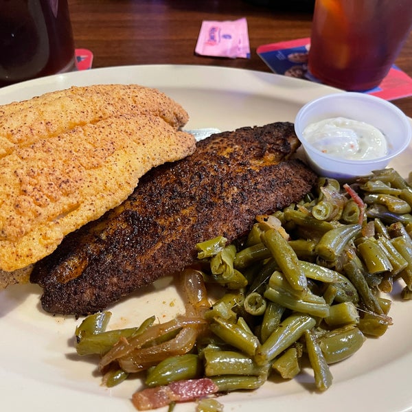 Griff's Shenanigans Cafe & Bar (Now Closed) 3416 Roseland St