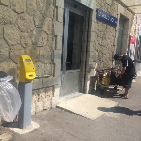 Photos At Gare Sncf Du Grau Du Roi Le Grau Du Roi Languedoc