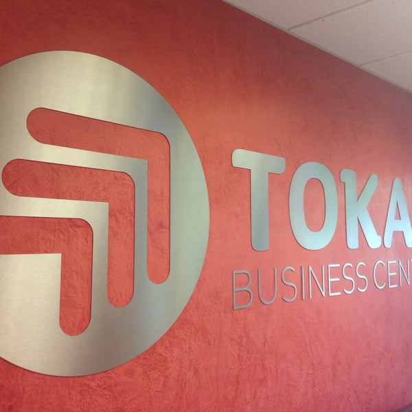 Das Foto wurde bei Tokal Business Center von Gerardo N. am 5/30/2015 aufgenommen