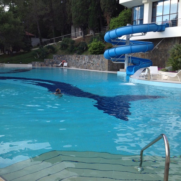 Калиновая сочи бассейн. Гостиница жемчужина сочи бассейн. Бассейн на море. Открытый бассейн семеновская. Платный бассейн в сочи.