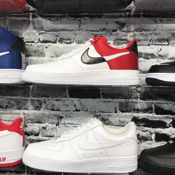 hibbett sports walking shoes
