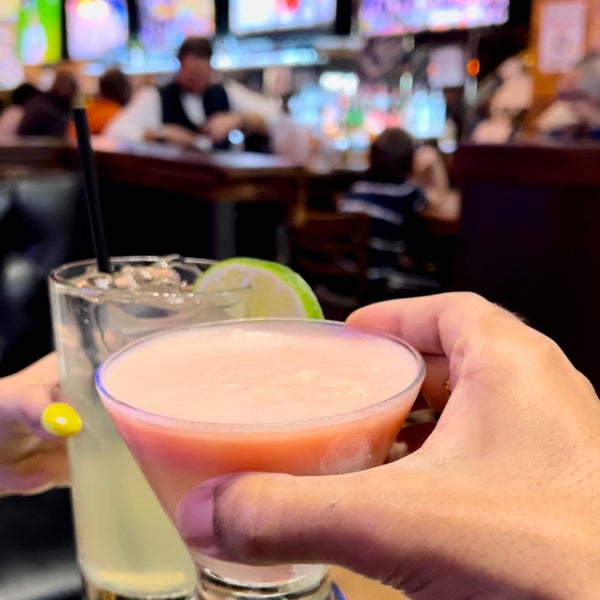 The Standard Bar & Grill Bar in Chicago