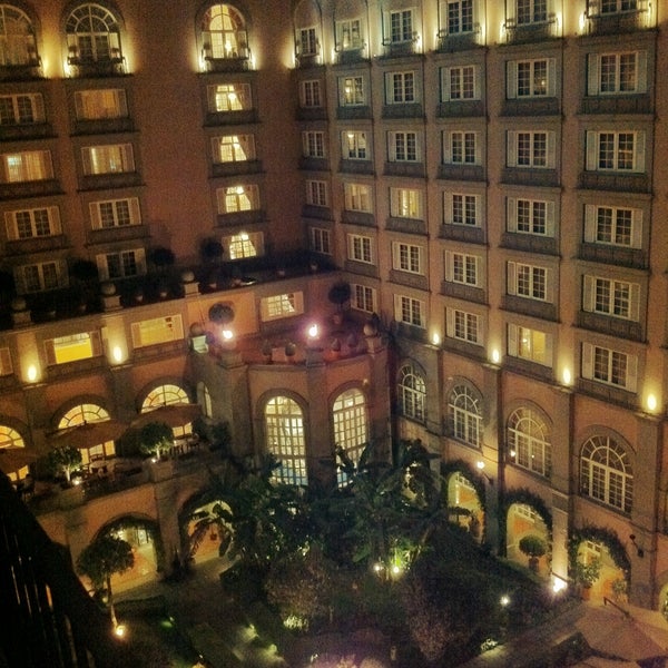 Photo taken at Four Seasons Hotel by calú on 4/25/2013