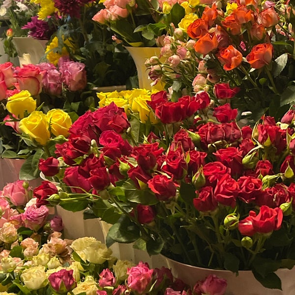 ورد آيار flower shop in الدمام